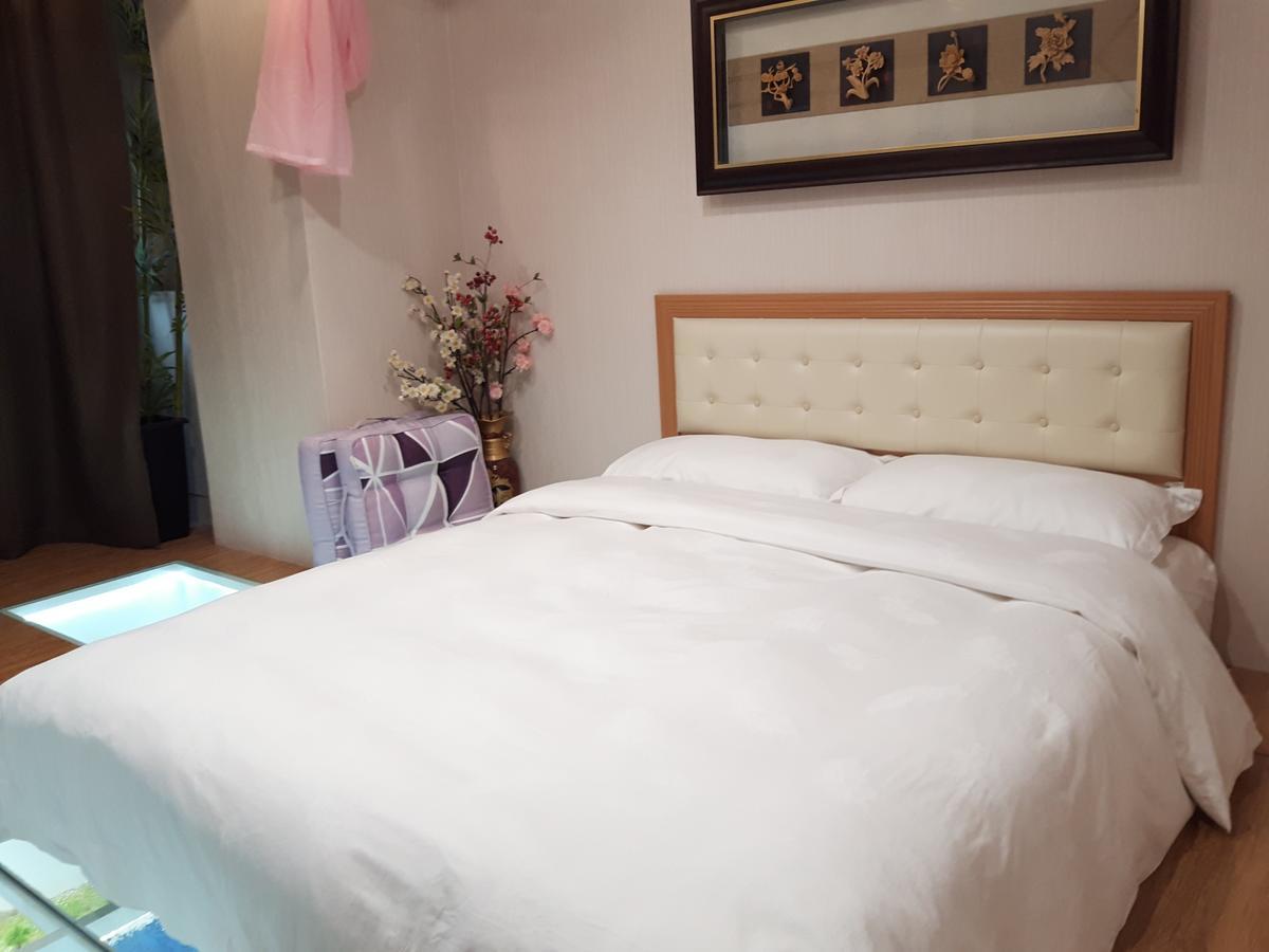 Hase Spring Lejlighed Tainan Eksteriør billede